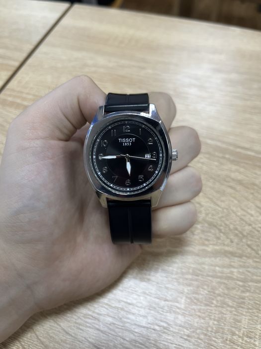Часы Tissot, на магнитах