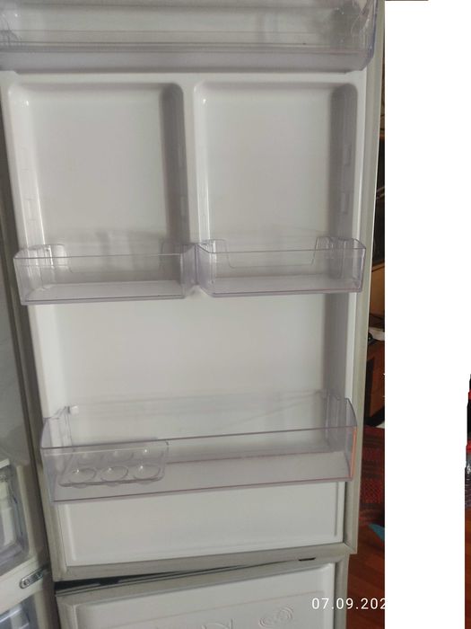 Продам холодильник