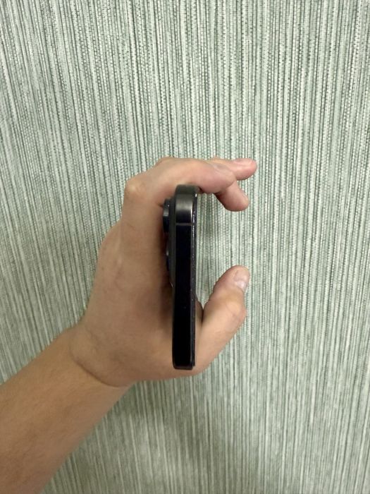 Продам iphone 16 про мах 512 гб