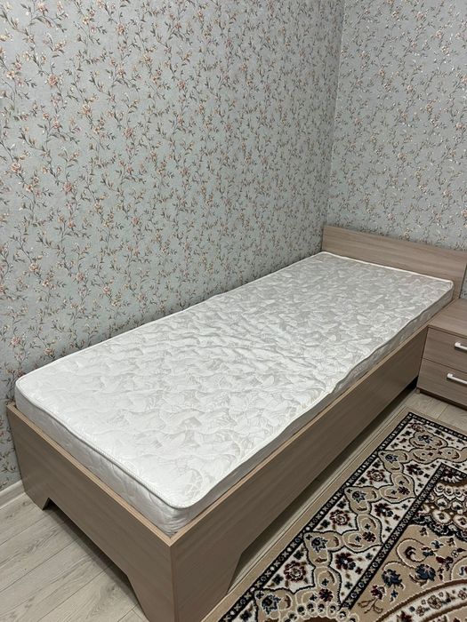 Продам кровать 1,5