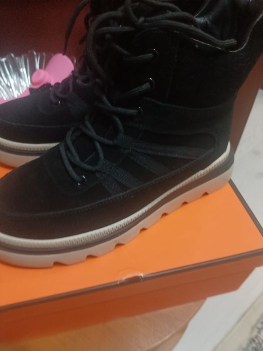 Сапоги  нов продам женские