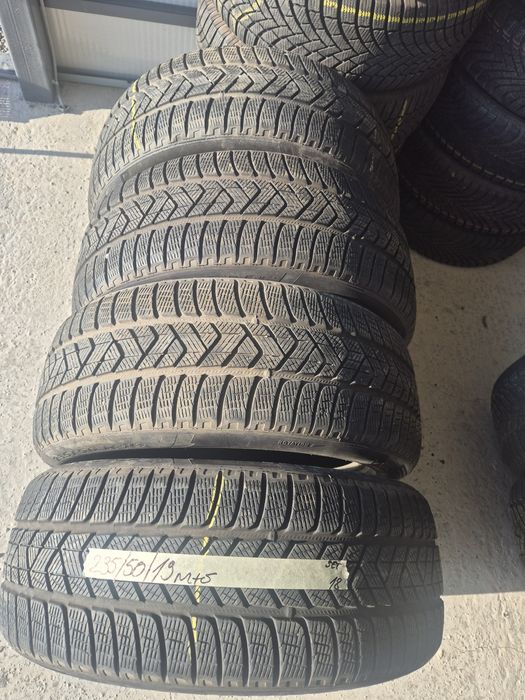 Vând cauciucuri 235/50/19 M+S set complet imp Germania  //Pirelli//