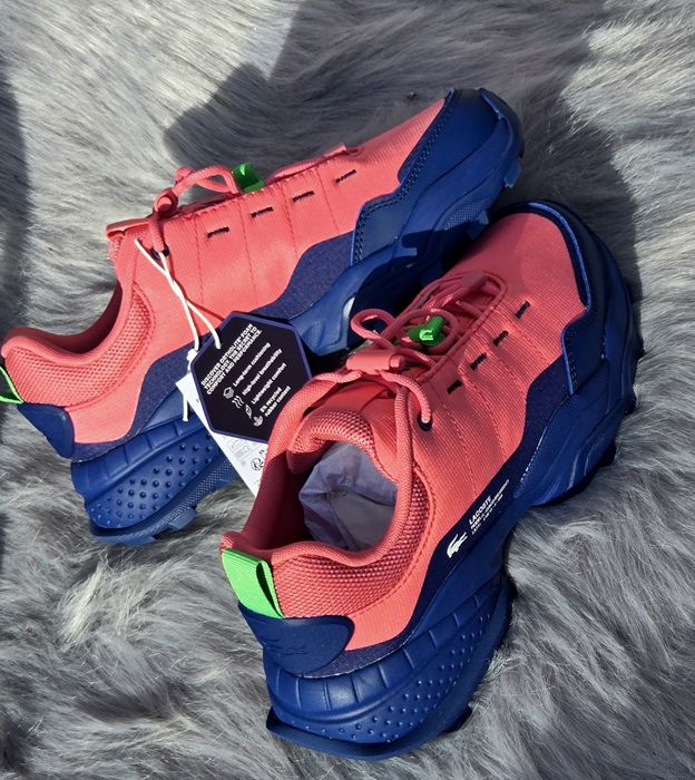 Lacosta оригинални дамски сникърси нови с кутия 38 номер