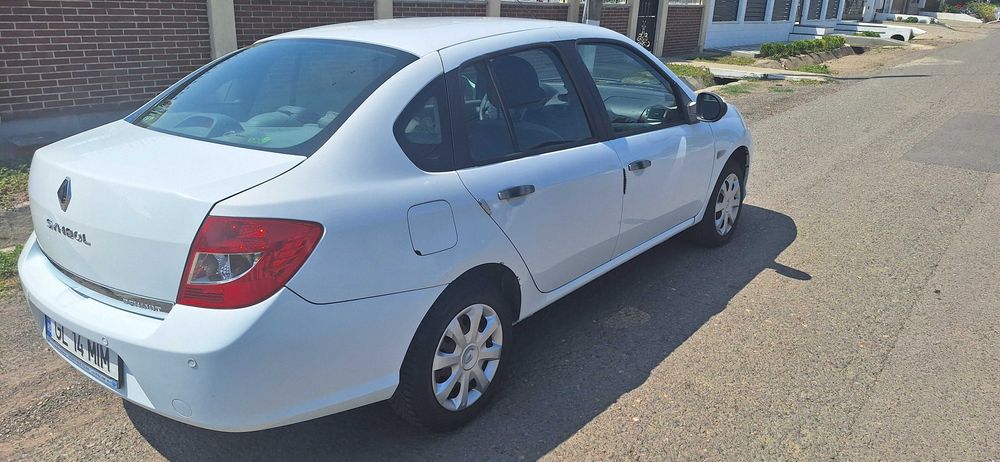 Vand Renault Symbol 2009 1.2 benzina 75 cai