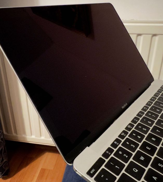 MacBook 12” A1534 (2015) – 8GB RAM / 500 GB SSD Bucuresti Sectorul