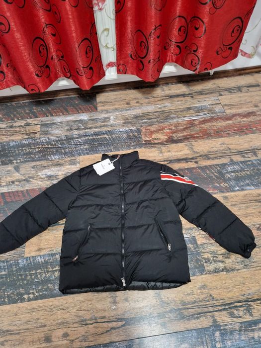 Vând geaca Mon cler