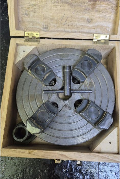 Mandrina de strung pentru lemn