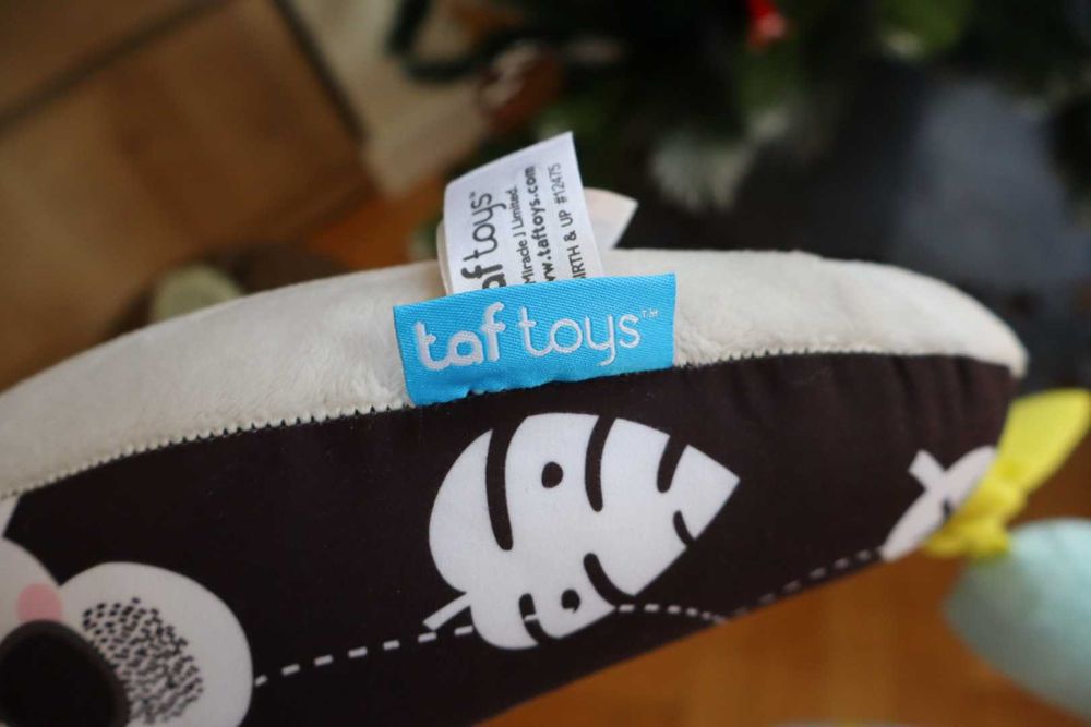 Бебешка възглавничка Taf Toys - 2 в 1