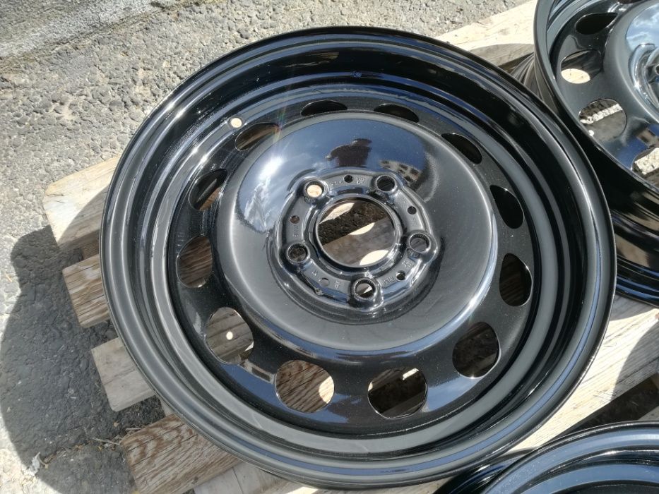 16 цола 5 х 120 мм БМВ Е87 - Оригинал /Е46 / Е36