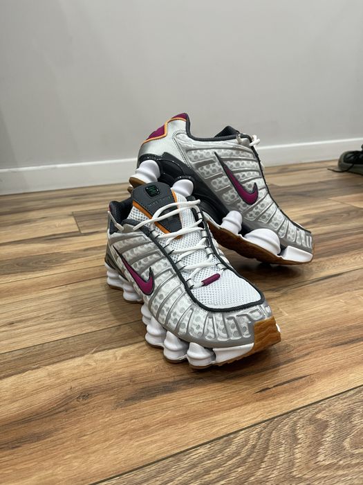 Кроссовки Nike