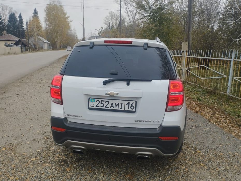 Шевроле Каптива автомобиль