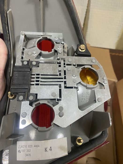 Mers 210 fara krishka