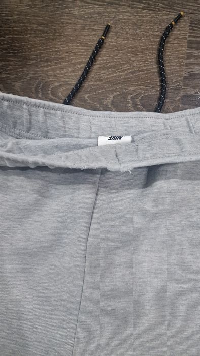 Pantaloni de trening Nike Tech