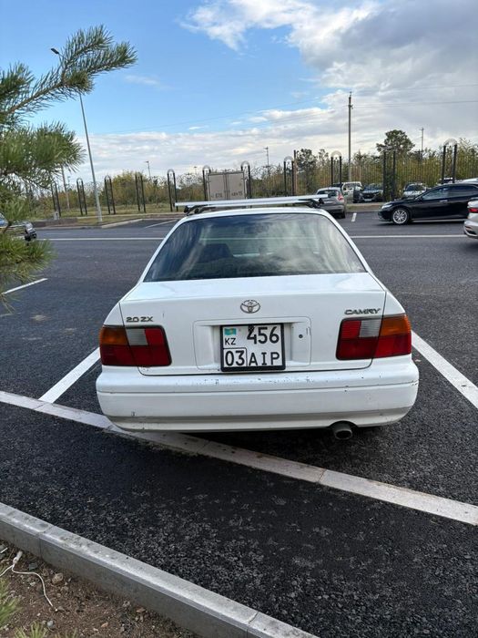 Продам Тойоту Люмир