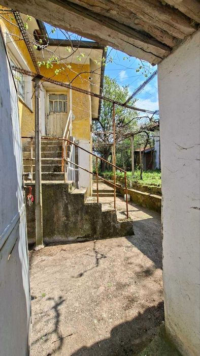 Продава се Къща в с. Елхово, Област Стара Загора - 120 кв.м за 107 €/кв.м - Снимка #2