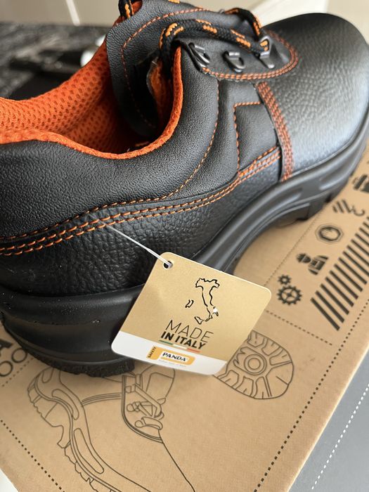 Нови работни обувки, 42 номер