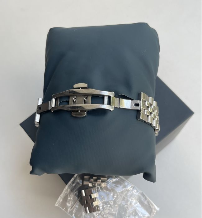 Часы Beverly Hills