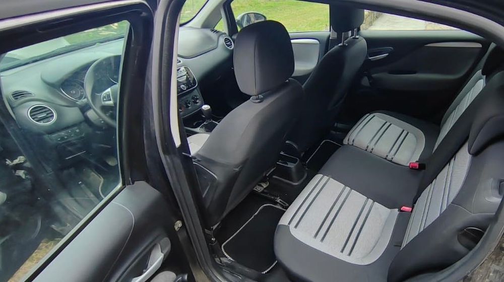 Fiat Punto 1.3 Diesel 2011 – economic, funcțional, preț negociabil