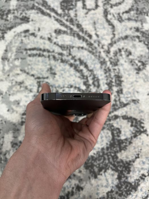 Iphone 12 pro sotiladi