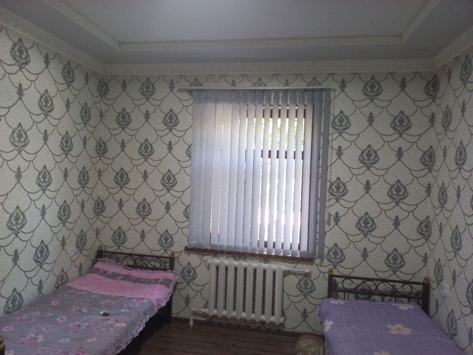 Yashnobod tumani panelniyda 4 sotix xovli srochno sotiladi