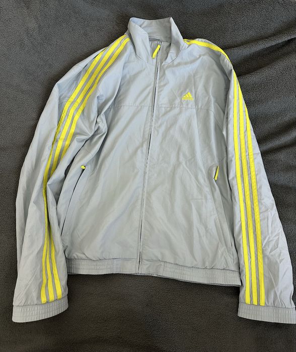 Ветровка на Adidas