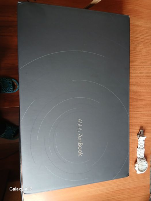 Ноутбук  asus  новый