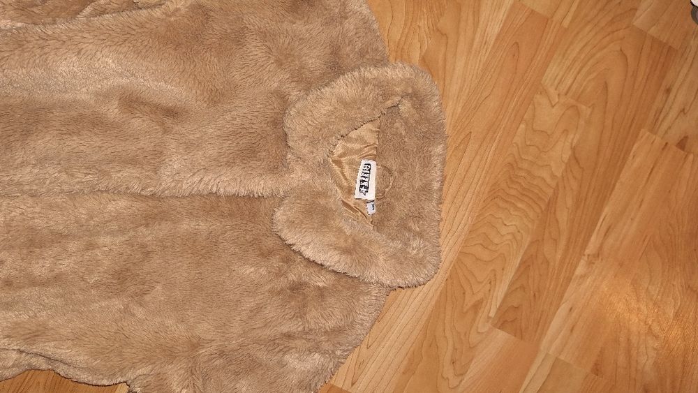 Пухкаво тинейджърско кожуче