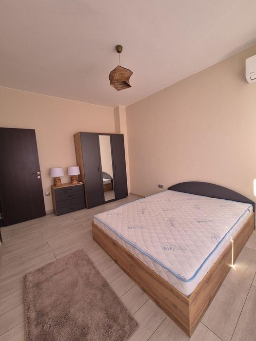 Луксозна Къща в кв. Сарафово, м. Лахана