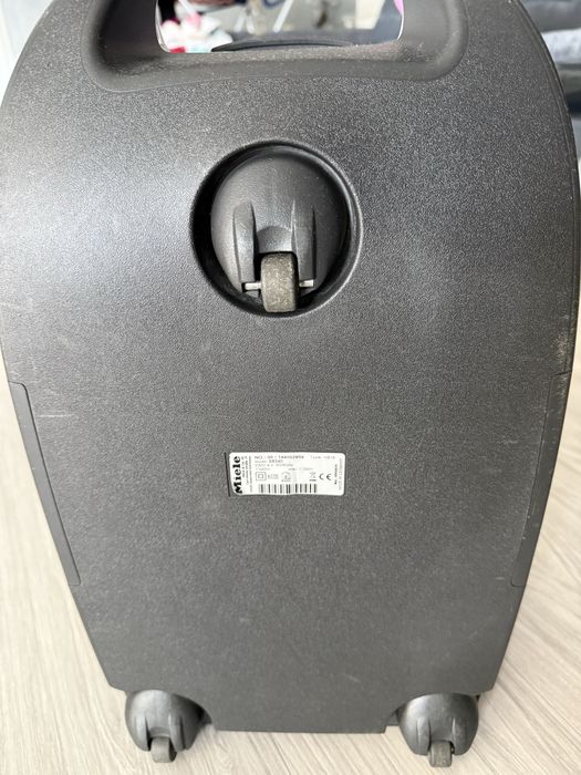 Miele C3 прахосмукачки лот