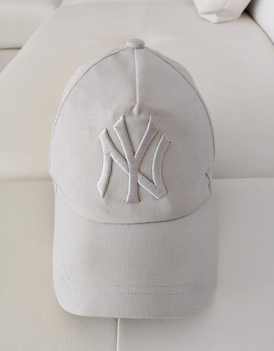 Vând Șapcă sport fashion NY,noua, calitate.reglabila.