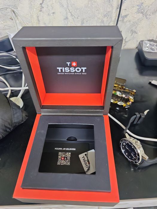 Продам часы tissot