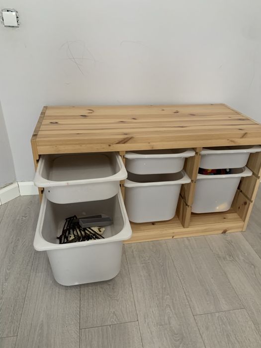 Труфаст Икеа с контейнерами