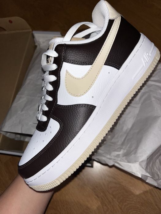 WMNS Nike Air Force 1 ‘07 White Velvet Brown