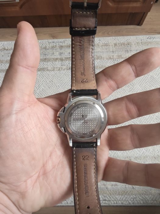 Часы Jacques Lemans