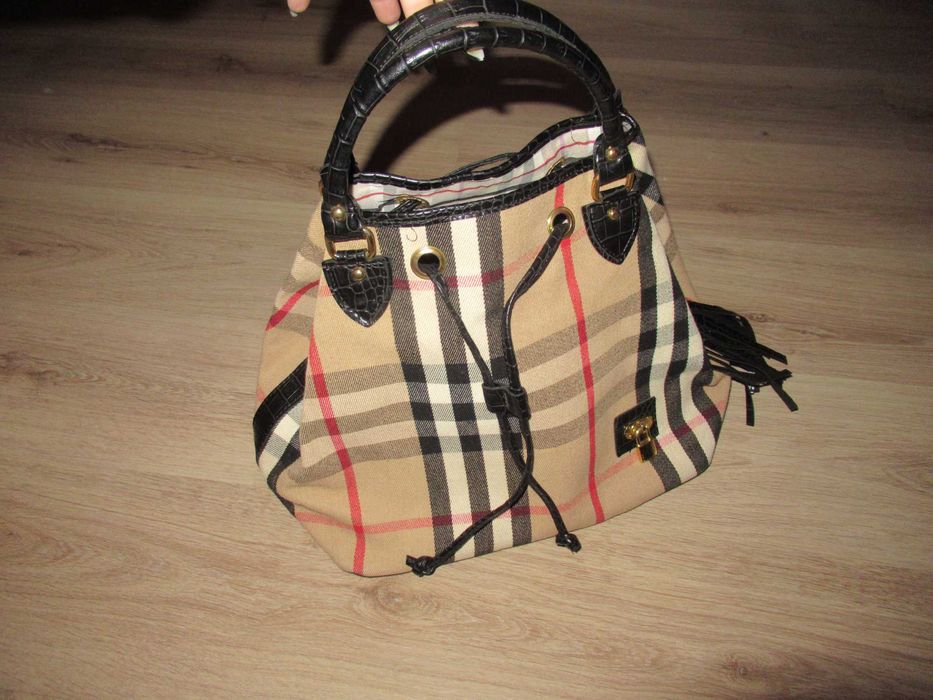 Burberry Дамска Чанта