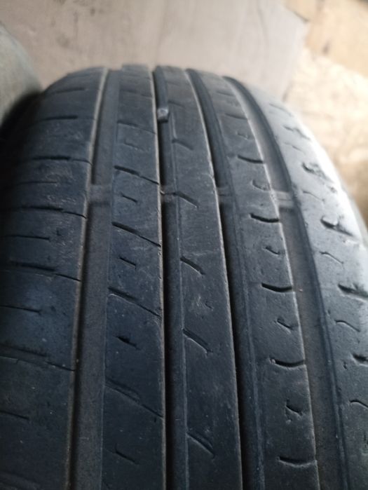 Продам резину б/у лето