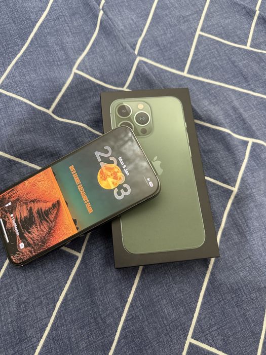 Продам Iphone 13 pro