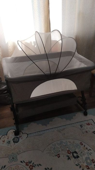 Детский манеж от 0 до года