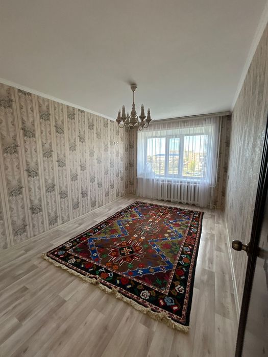 Продается 3 ком , Ш. Жанибек 77 дом