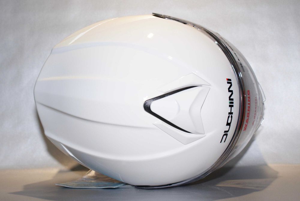 /НАМАЛЕНА/ Чисто нова каска DUCHINNI размер XL