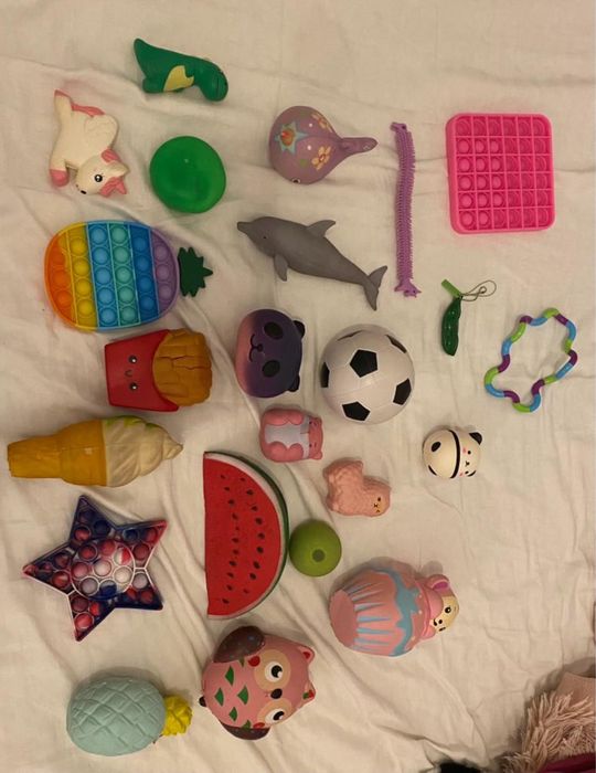 Set jucarii fidget toys Dosu Bricii • OLX.ro