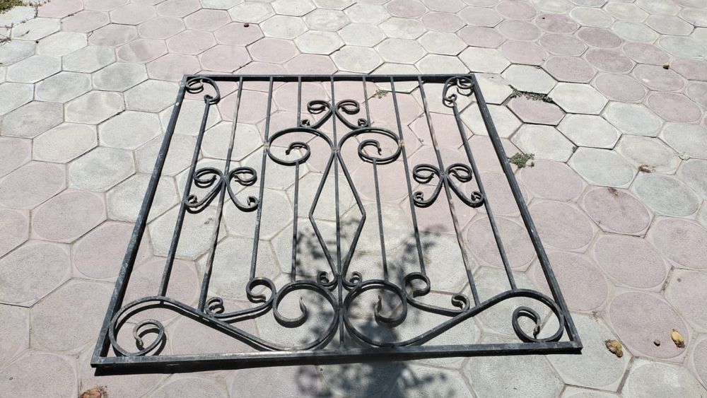 Продам окна  и решотку