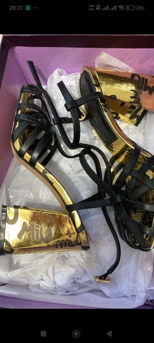 Продается туфли женские