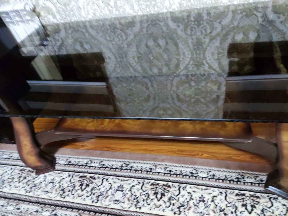 Журнальный столик