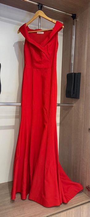 Платье красное ,вечернее 40-42