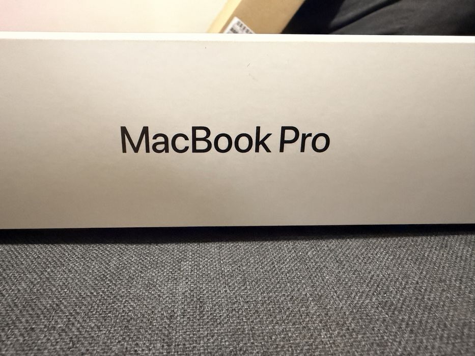 MacBook Pro 14" (2026)