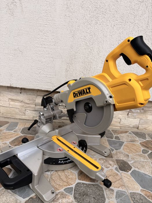 Circular Dewalt staționar Dewalt 2026