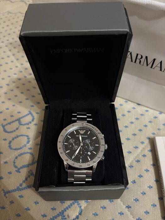 Часовник Emporio Armani