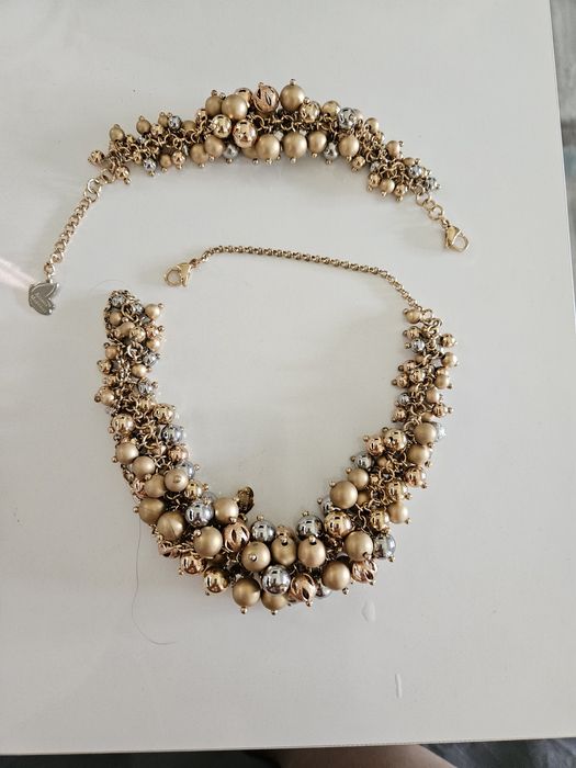 Продавам дамски комплект