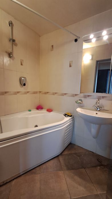 Продава се Двустаен апартамент в Плевен, Идеален център - 140 кв.м за 1165 €/кв.м - Снимка #4